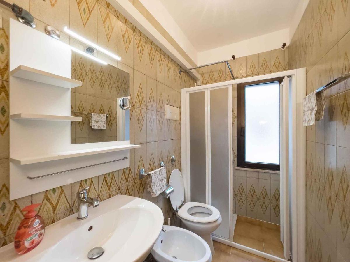 Apartment In 39726